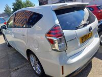 TOYOTA PRIUS+